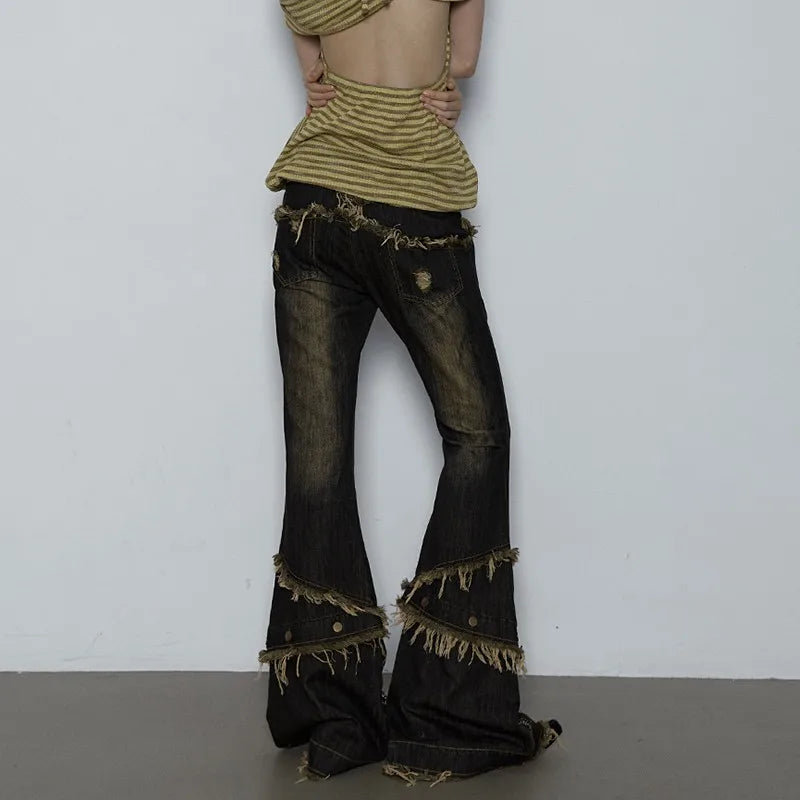 Distressed Flared Jeans - PWM