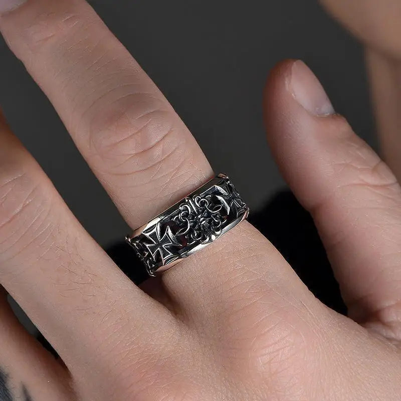 Cross Niche Opening Ring