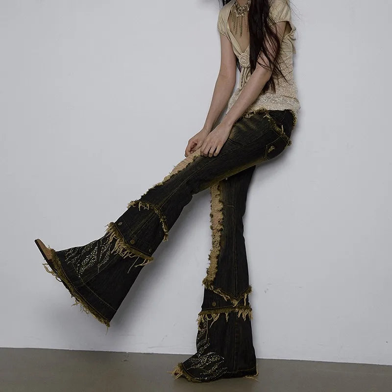 Distressed Flared Jeans - PWM