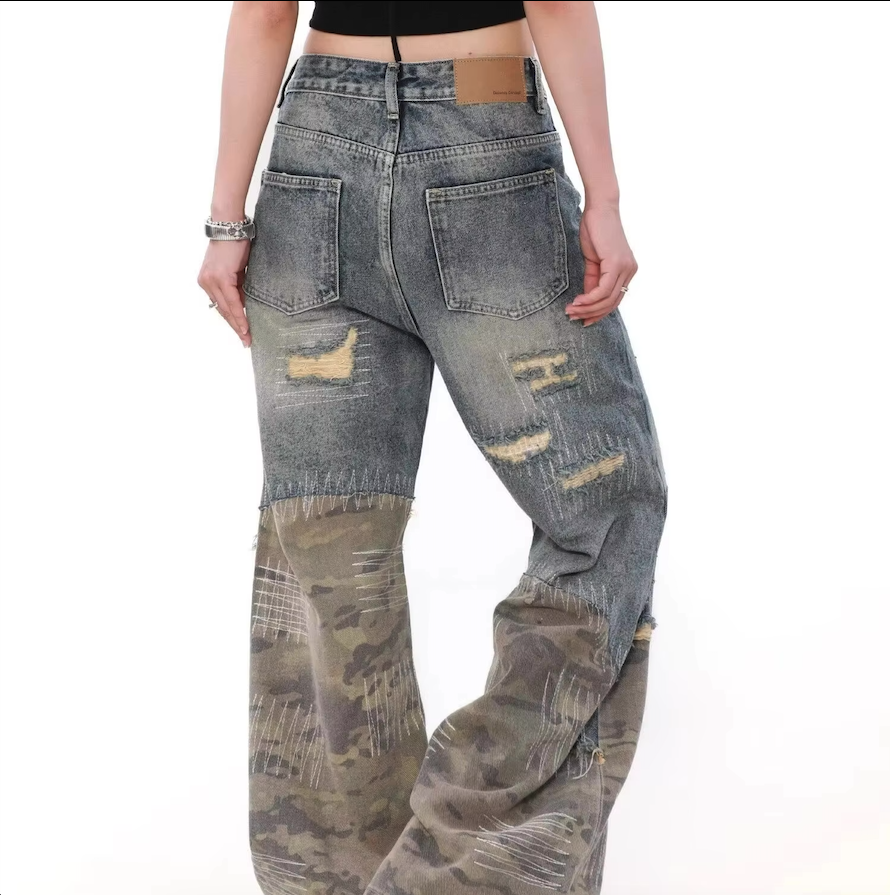 Camouflage Seam Patch Straight Jeans