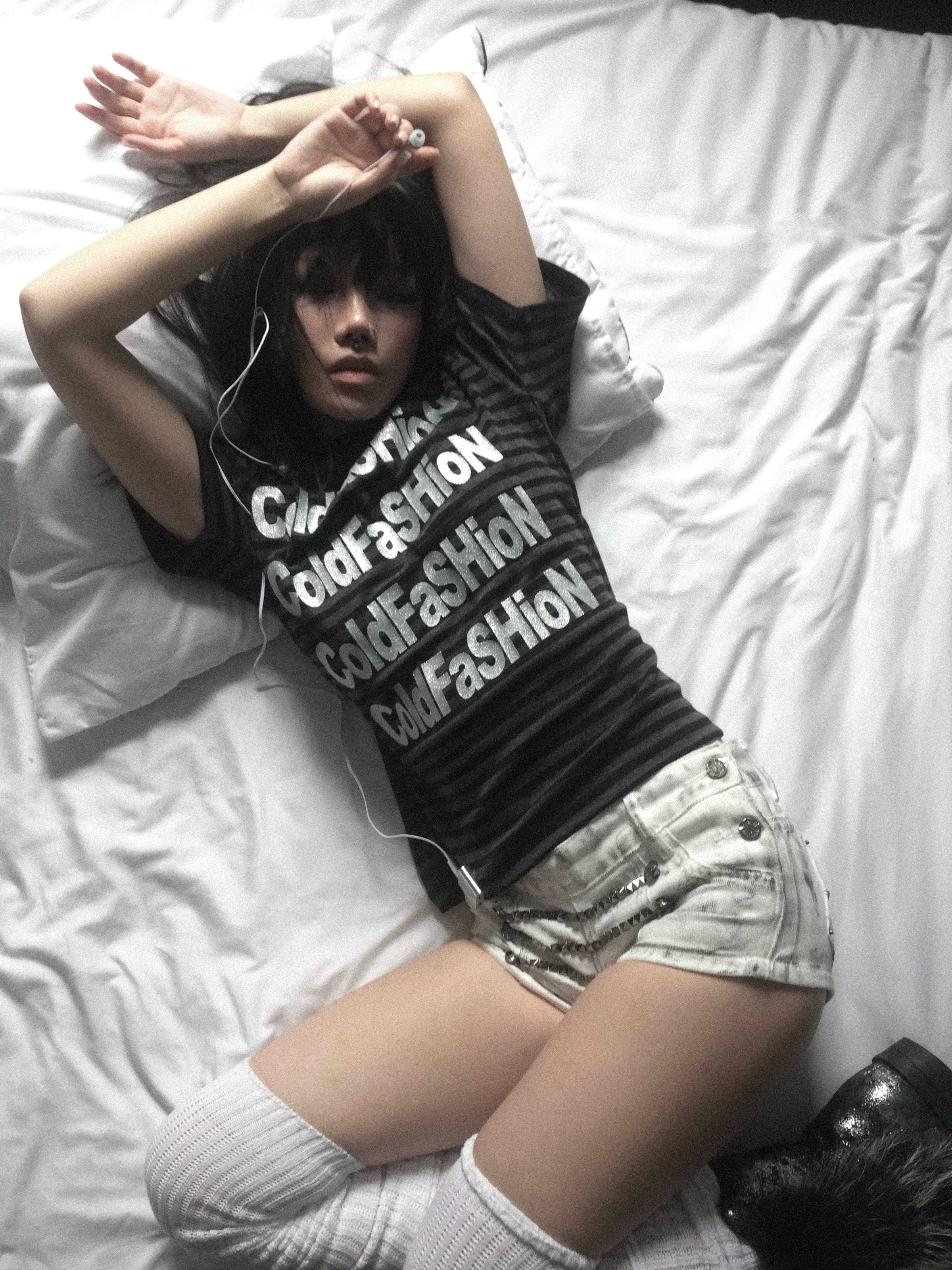 Silver Letter Stripe Short-Sleeve T-Shirt