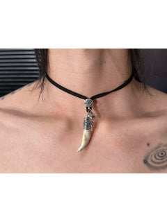 Faux Wolf-Fang Adjustable Pendant Necklace