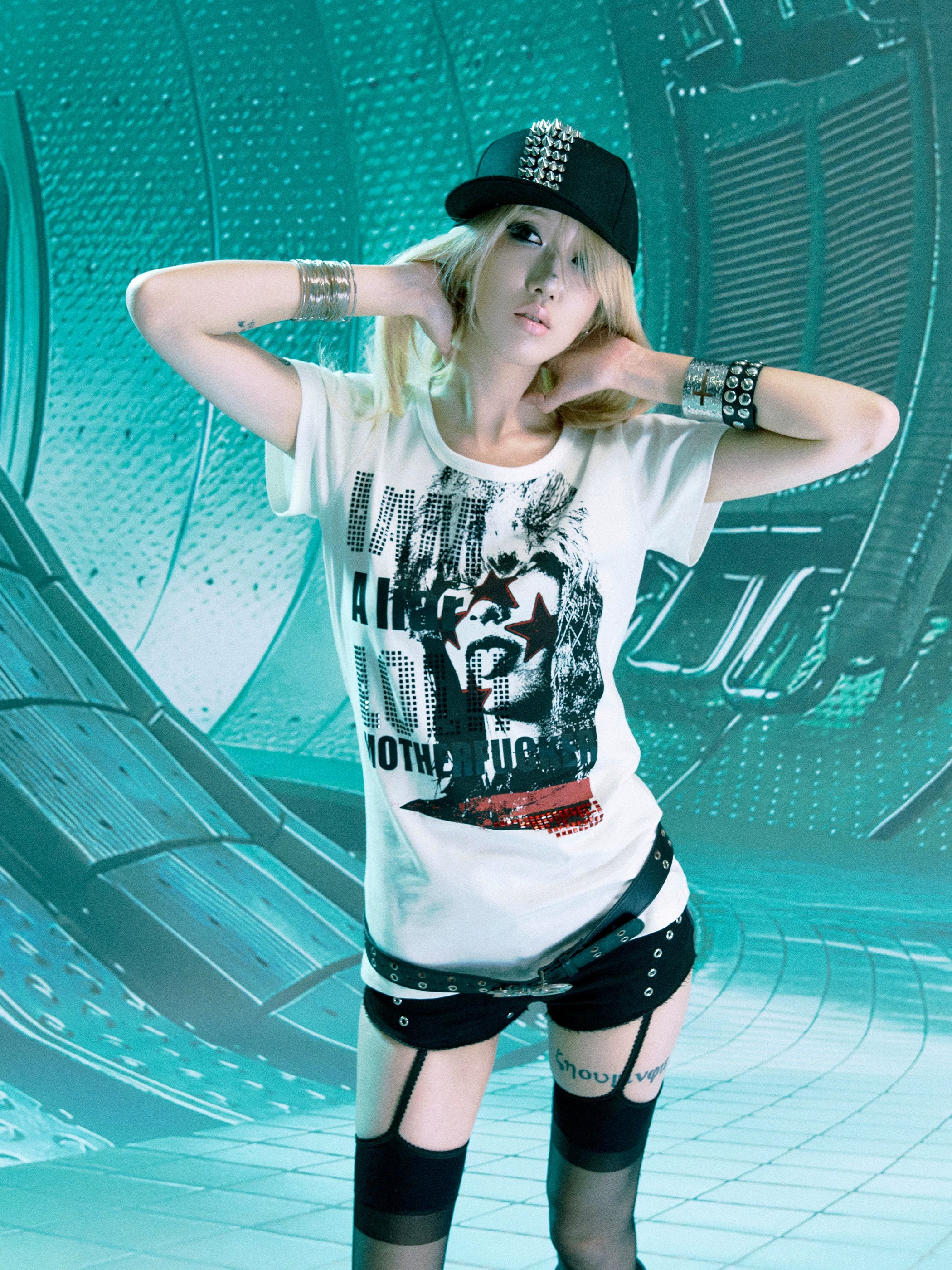 Rhinestone Portrait Slim Graphic T-Shirt