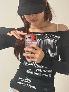 Graffiti Letter Print Slim-fit T-shirt - PWM