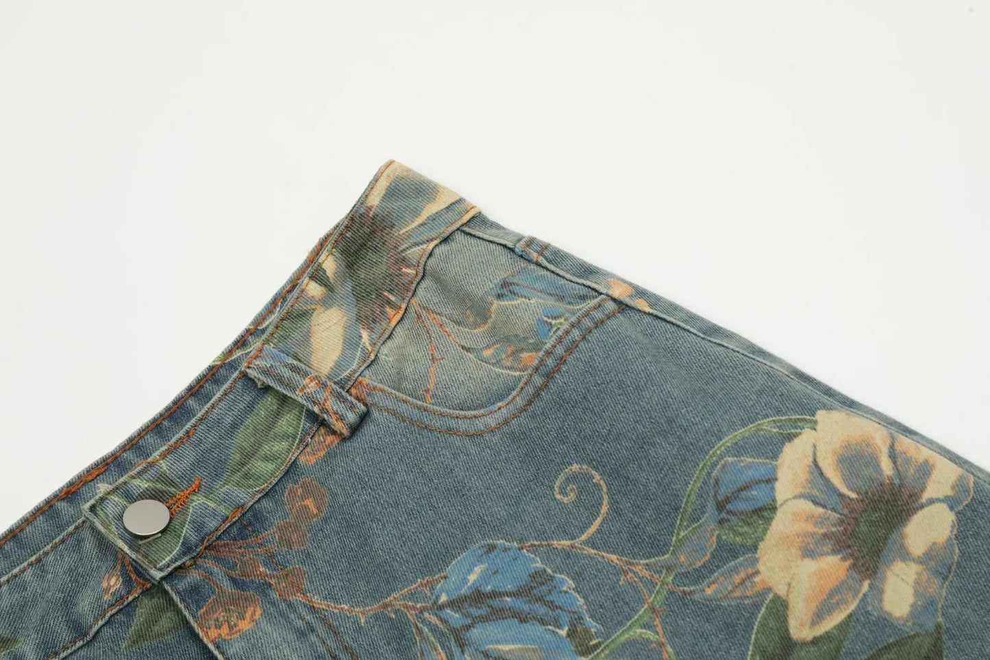 Floral Print Loose Jeans