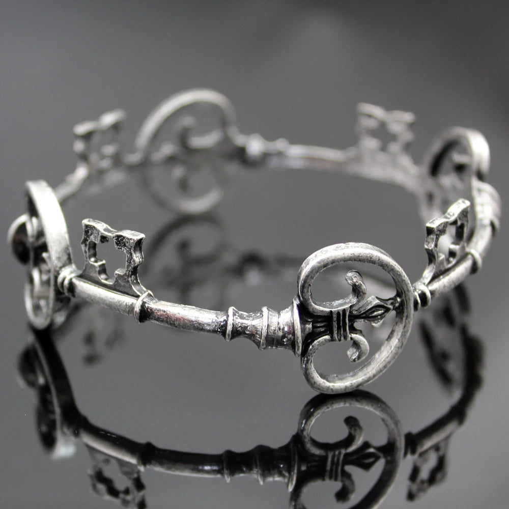 Vintage Victorian Skeleton Key Cross Bridal Bracelet - PWM